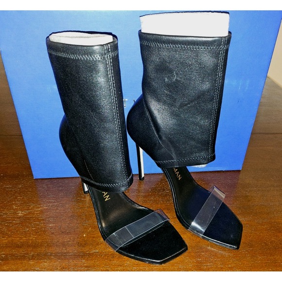 Stuart Weitzman Front Row Stretch Exposed Bootie 8 Black...